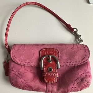 VINTAGE pink coach clutch